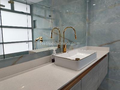 Apartamento de 3 alcobas en venta en El Poblado, Medellín, 165 m² · foto 17 de 19