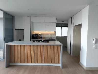 Apartamento de 3 alcobas en venta en El Poblado, Medellín, 165 m² · foto 5 de 19