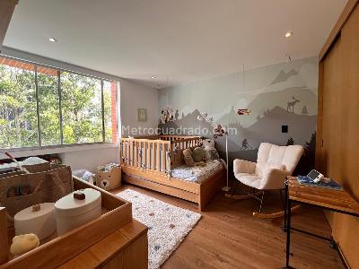 Apartamento de 2 alcobas en venta en El Poblado, Medellín, 150 m² · foto 17 de 20