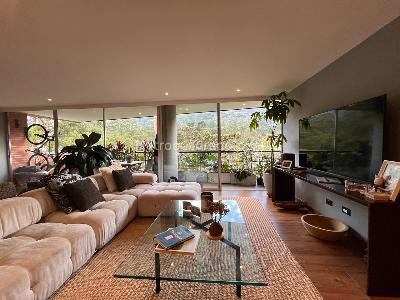 Apartamento de 2 alcobas en venta en El Poblado, Medellín, 150 m² · foto 4 de 20
