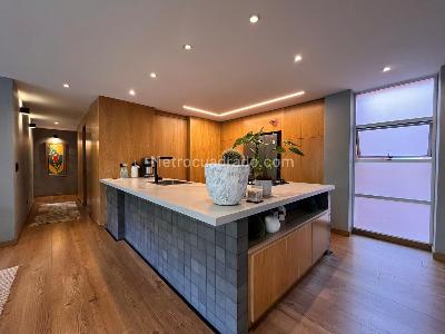 Apartamento de 2 alcobas en venta en El Poblado, Medellín, 150 m² · foto 8 de 20