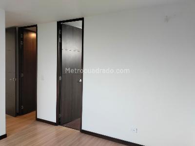 Apartamento en venta en El Poblado, Medellín · foto 10 de 19