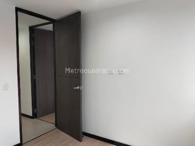 Apartamento en venta en El Poblado, Medellín · foto 14 de 19