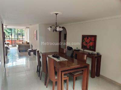 Apartamento de 4 alcobas en venta en Castropol, Medellín, 160 m² · foto 4 de 15