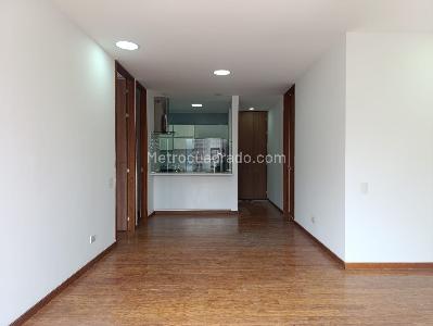 Apartamento de 2 alcobas en venta en El Poblado, Medellín, 87 m² · foto 3 de 19