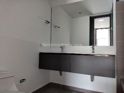 Apartamento de 2 alcobas en venta en Altos Del Poblado, Medellín, 117 m² · foto 18 de 20