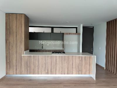 Apartamento de 2 alcobas en venta en Altos Del Poblado, Medellín, 117 m² · foto 5 de 20