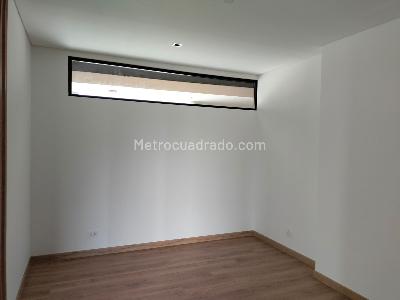 Apartamento de 2 alcobas en venta en Altos Del Poblado, Medellín, 117 m² · foto 8 de 20
