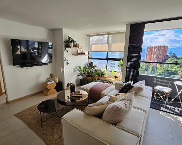 Apartamento en arriendo en El Poblado, Medellín · foto 3 de 10