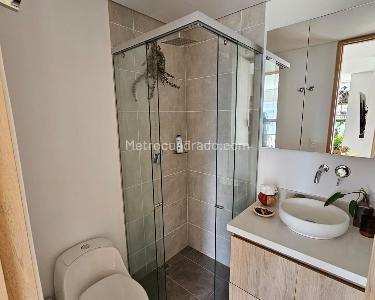 Apartamento en arriendo en El Poblado, Medellín · foto 9 de 10