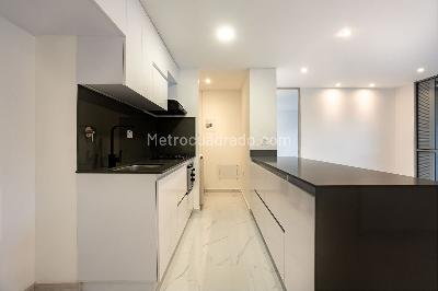Apartamento de 2 alcobas en venta en Sabaneta, Sabaneta, 73 m² · foto 9 de 18