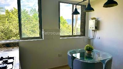 Apartamento de 3 alcobas en arriendo en El Poblado, Medellín, 90 m² · foto 3 de 13
