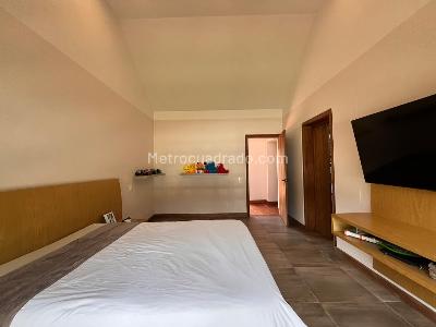 Casa de 3 alcobas en venta en Envigado, Envigado, 300 m² · foto 15 de 20