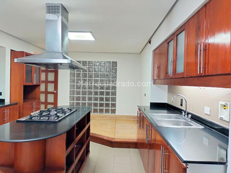 Apartamento de Lujo de 3 Alcobas cerca a Restaurantes en El Poblado - 5