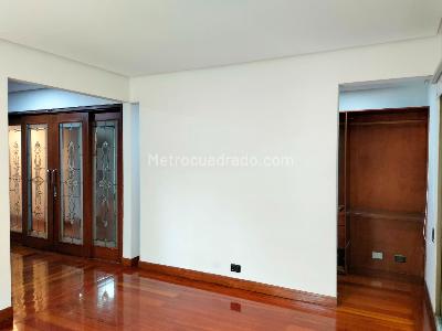Apartamento en venta en El Poblado, Medellín · foto 10 de 18