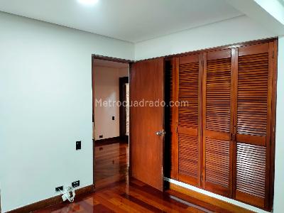 Apartamento en venta en El Poblado, Medellín · foto 13 de 18