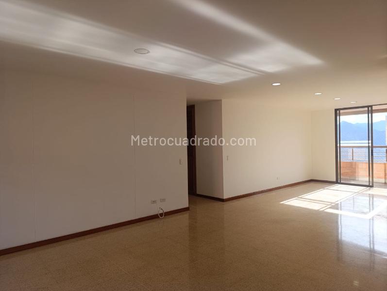3BR Apartment in EL POBLADO (143 m²) - 4