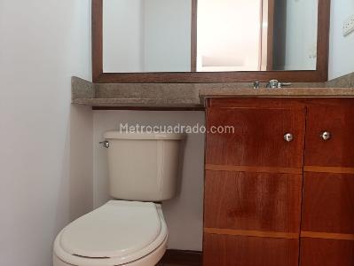 Apartamento de 3 alcobas en venta en El Poblado, Medellín, 143 m² · foto 15 de 18