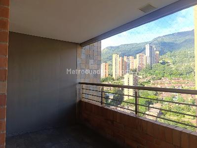 Apartamento de 3 alcobas en venta en El Poblado, Medellín, 143 m² · foto 18 de 18
