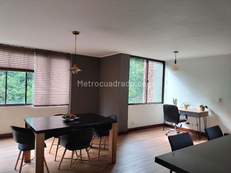 Apartamento Amoblado de 3 Alcobas con Gimnasio en El Poblado - 4