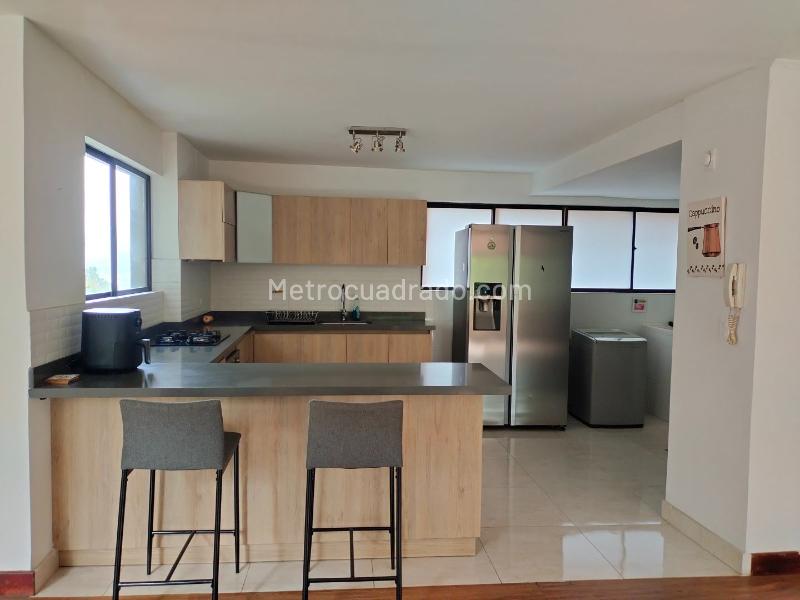 Apartamento Amoblado de 3 Alcobas con Gimnasio en El Poblado - 5