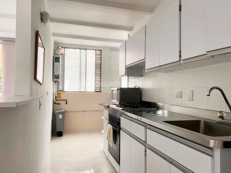 Apartamento de 3 Alcobas con 3 Baños en Unidad Cerrada - 4