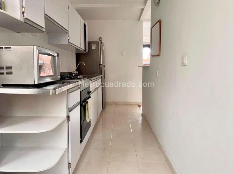 Apartamento de 3 Alcobas con 3 Baños en Unidad Cerrada - 5