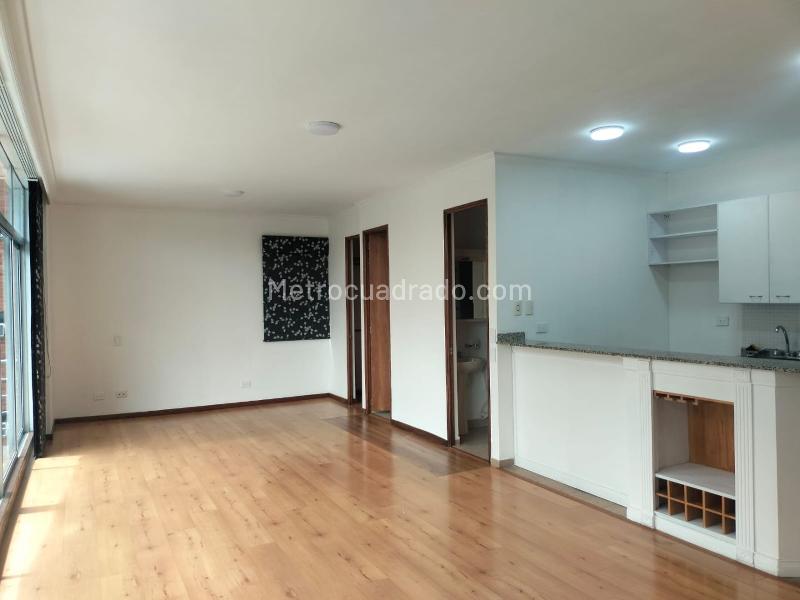 1BR Studio Apartment in Quiet El Poblado - 4