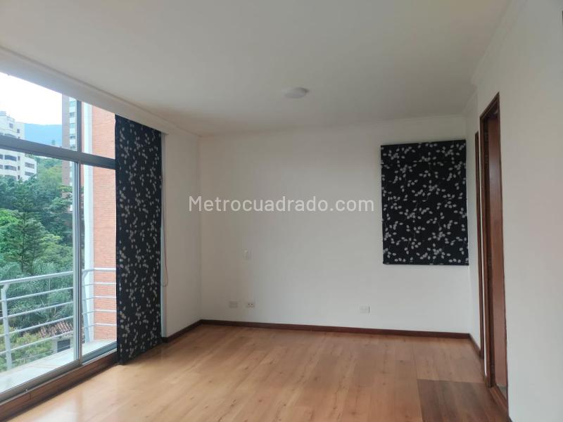 1BR Studio Apartment in Quiet El Poblado - 9