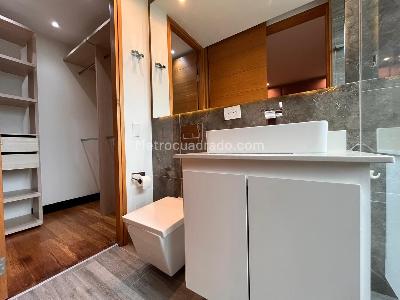 Apartamento de 3 alcobas en venta en El Poblado, Medellín, 245 m² · foto 18 de 20