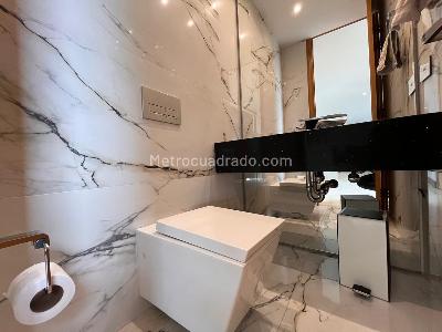 Apartamento de 3 alcobas en venta en El Poblado, Medellín, 245 m² · foto 19 de 20