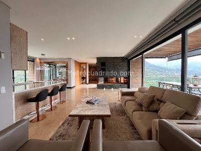 Apartamento de 3 alcobas en venta en El Poblado, Medellín, 245 m² · foto 2 de 20