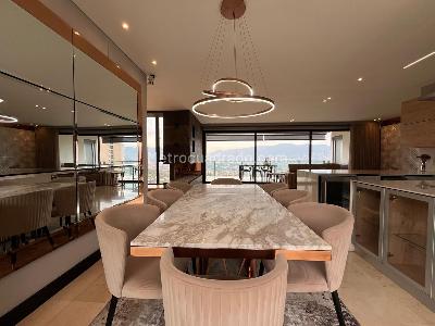 Apartamento de 3 alcobas en venta en El Poblado, Medellín, 245 m² · foto 5 de 20