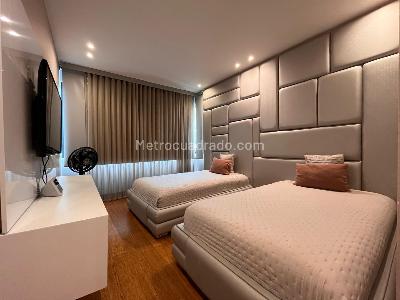 Apartamento de 3 alcobas en venta en El Poblado, Medellín, 246 m² · foto 13 de 20