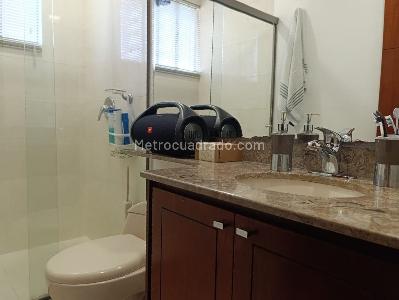 Apartamento en venta en El Poblado, Medellín · foto 17 de 20
