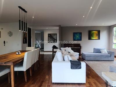 Apartamento de 3 alcobas en venta en El Tesoro, Medellín, 250 m² · foto 2 de 18
