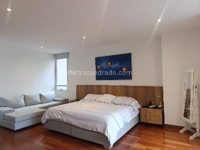 Apartamento de 3 alcobas en venta en El Tesoro, Medellín, 250 m² · foto 9 de 18