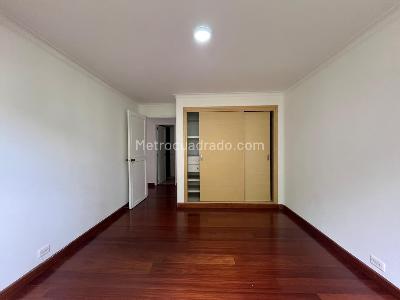 Apartamento de 4 alcobas en venta en El Poblado, Medellín, 195 m² · foto 11 de 20