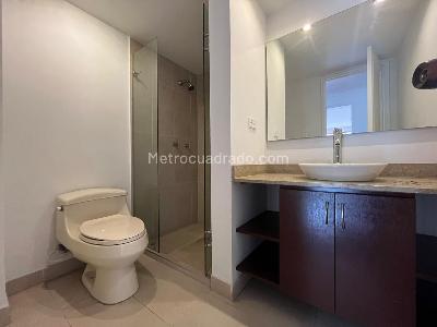 Apartamento de 4 alcobas en venta en El Poblado, Medellín, 195 m² · foto 18 de 20