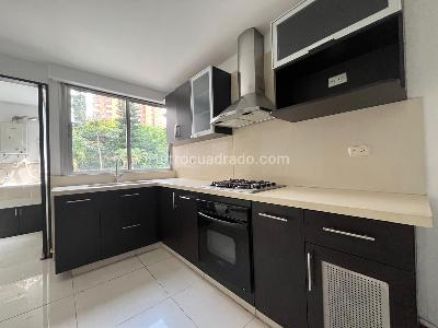 Apartamento de 4 alcobas en venta en El Poblado, Medellín, 195 m² · foto 7 de 20