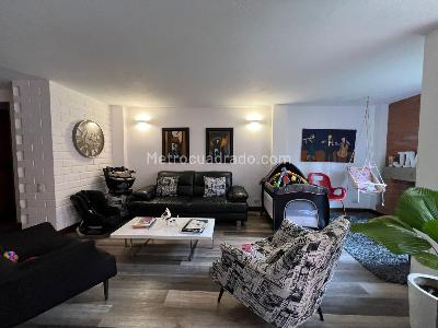 Casa de 3 alcobas en venta en Envigado, Envigado, 141 m² · foto 5 de 19