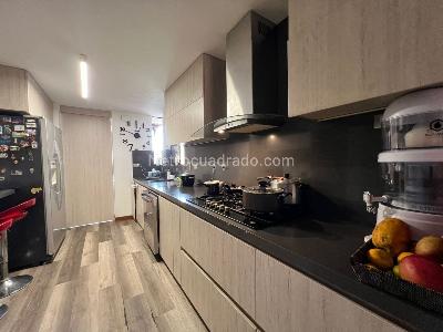 Casa de 3 alcobas en venta en Envigado, Envigado, 141 m² · foto 7 de 19
