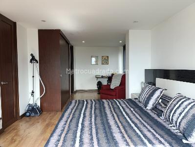 Apartamento de 2 alcobas en venta en El Poblado, Medellín, 146 m² · foto 14 de 18