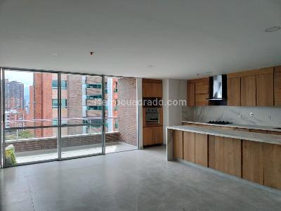 Apartamento en venta en Envigado, Envigado · foto 2 de 19