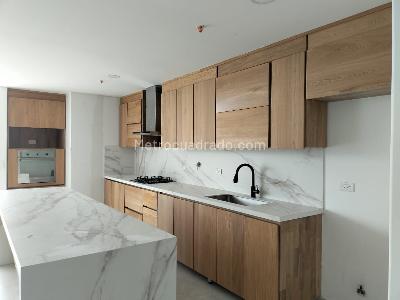 Apartamento en venta en Envigado, Envigado · foto 6 de 19