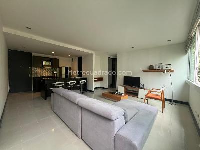 Apartamento de 1 alcoba en arriendo en Alejandría, Medellín, 56 m² · foto 3 de 11