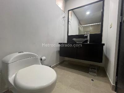 Apartamento de 1 alcoba en arriendo en Alejandría, Medellín, 56 m² · foto 10 de 11