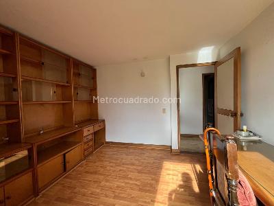 Apartamento de 3 alcobas en venta en El Poblado, Medellín, 159 m² · foto 10 de 18