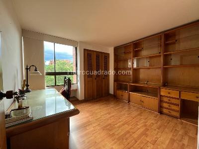 Apartamento de 3 alcobas en venta en El Poblado, Medellín, 159 m² · foto 11 de 18