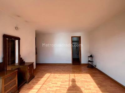 Apartamento de 3 alcobas en venta en El Poblado, Medellín, 159 m² · foto 9 de 18